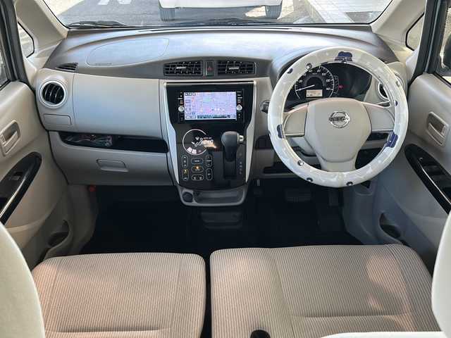 日産 デイズ X 岐阜県 2016(平28)年 3.7万km アイスブルー 純正ナビ/ワンセグTV/AM/FM/SD/Bluetooth/バックビューモニター/ETC/横滑り防止装置/プリクラッシュセーフティー/アイドリングストップ/プッシュスタート/スマートキー/純正フロアマット/ドアバイザー/ISOFIX