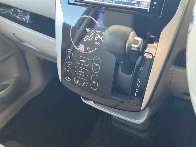 日産 デイズ X 岐阜県 2016(平28)年 3.7万km アイスブルー 純正ナビ/ワンセグTV/AM/FM/SD/Bluetooth/バックビューモニター/ETC/横滑り防止装置/プリクラッシュセーフティー/アイドリングストップ/プッシュスタート/スマートキー/純正フロアマット/ドアバイザー/ISOFIX