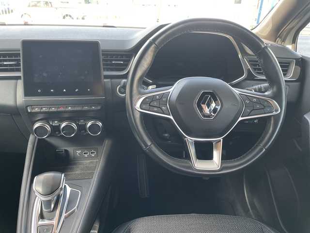 ルノー ルノー キャプチャー インテンス テックパック 愛知県 2023(令5)年 1.7万km パールⅡ 純ディスプレイオーディオ/パノラマビューカメラ/プッシュエンジンスタート/ルーフレール/ルーフ黒/ドライブレコーダー/純18インチAW/ETC/レーダークルーズコントロール/ハーフレザーシート/シートヒーター/ステアリングヒーター/新車保証書/スペアキー