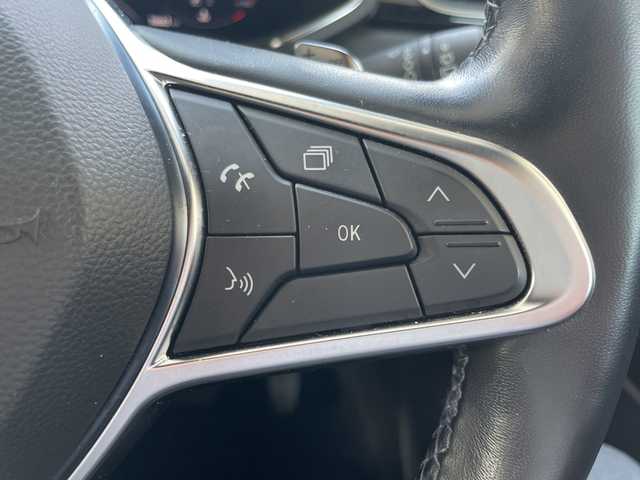 ルノー ルノー キャプチャー インテンス テックパック 愛知県 2023(令5)年 1.7万km パールⅡ 純ディスプレイオーディオ/パノラマビューカメラ/プッシュエンジンスタート/ルーフレール/ルーフ黒/ドライブレコーダー/純18インチAW/ETC/レーダークルーズコントロール/ハーフレザーシート/シートヒーター/ステアリングヒーター/新車保証書/スペアキー