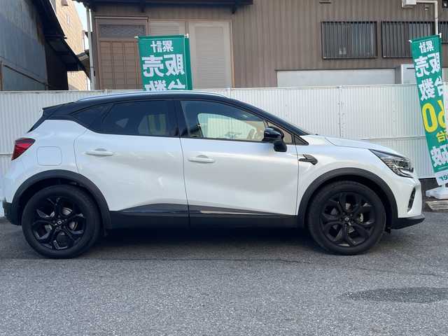 ルノー ルノー キャプチャー インテンス テックパック 愛知県 2023(令5)年 1.7万km パールⅡ 純ディスプレイオーディオ/パノラマビューカメラ/プッシュエンジンスタート/ルーフレール/ルーフ黒/ドライブレコーダー/純18インチAW/ETC/レーダークルーズコントロール/ハーフレザーシート/シートヒーター/ステアリングヒーター/新車保証書/スペアキー