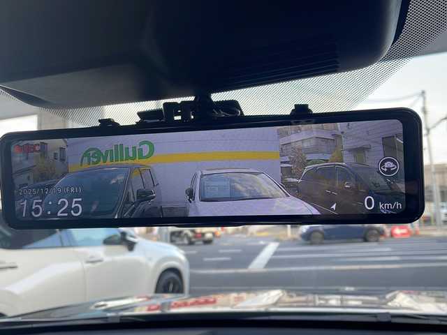 三菱 アウトランダー ＰＨＥＶ ブラックエディション 東京都 2022(令4)年 0.3万km チタニウムグレーメタリック ワンオーナー/純正メモリナビ/パワーバックドア/黒ハーフレザー/BOSE/フルセグテレビ/全方位カメラ/HUD/追従型クルーズコントロール/パドルシフト/パワーシート（D席）/シートヒーター（D+N席）/ステアリングヒーター/後方ドライブレコーダー/BSM/デジタルインナーミラー/衝突軽減ブレーキ/オートハイビーム/ソナー/プッシュスタート/純正アルミホイール/純正LEDライト