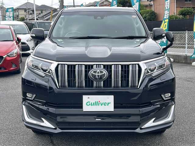 トヨタ ランドクルーザー プラド TX Lパッケージ 愛知県 2018(平30)年 9.8万km アティチュードブラックマイカ /禁煙車//モデリスタエアロ//純正９インチナビ・フルセグTV/　(NSZT-Y66T)//バックカメラ//ビルトインETC//黒革シート//前席パワーシート//前席シートヒーター//純正フロアマット//LEDオートライト//ドライブレコーダー//セーフティセンス//クルーズコントロール//オートハイビーム//純正１７インチアルミ//ステアリングスイッチ//新車保証書/取扱説明書//スペアキー