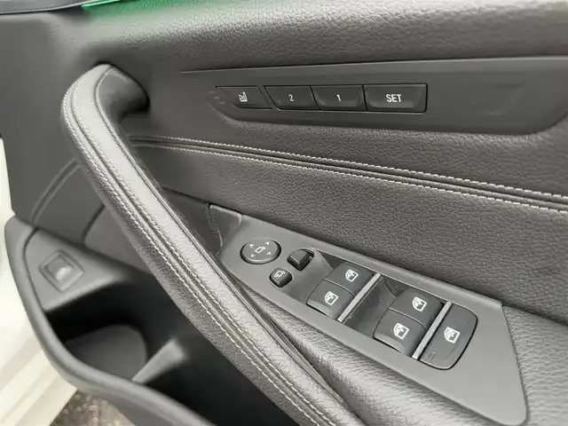 ＢＭＷ ５３０ｉ Mスポーツ 香川県 2018(平30)年 7.5万km アルピンホワイトⅢ 純正HDDナビ/フルセグ/CD/DVD/Bluetooth/サンルーフ/全方位カメラ/レーダークルーズコントロール/黒革シート/前席パワーシート/全席シートヒーター/前席シートベンチレーション/デジタルミラー/前後ドライブレコーダー/レーンキープアシスト/純正19インチアルミ/LEDヘッドライト/コーナーセンサー/ミラー型ETC/スマートキー