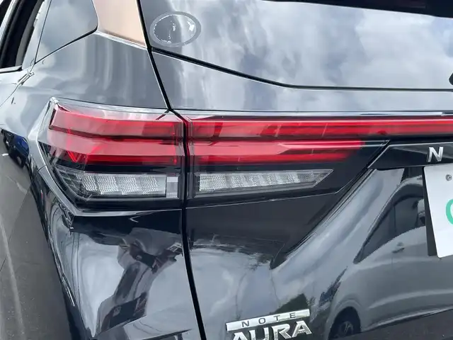 日産 オーラ G 茨城県 2022(令4)年 3.8万km ミッドナイトブラック/サンライズカッパー 純正ナビ/【AM・FM・TV・BT・USB】/プロパイロット/レーダークルコン/全方位カメラ/ETC2.0/シートヒーター/ステアリングヒーター/ワイヤレス充電/インテリジェントルームミラー/前方ドラレコ/前後コーナーセンサー/ステリモ/ブレーキホールド/ハンドル支援/純正フロアマット/純正アルミホイール