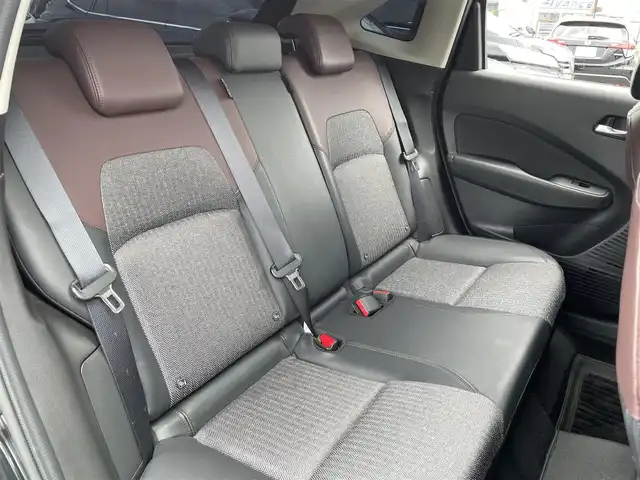 日産 オーラ G 茨城県 2022(令4)年 3.8万km ミッドナイトブラック/サンライズカッパー 純正ナビ/【AM・FM・TV・BT・USB】/プロパイロット/レーダークルコン/全方位カメラ/ETC2.0/シートヒーター/ステアリングヒーター/ワイヤレス充電/インテリジェントルームミラー/前方ドラレコ/前後コーナーセンサー/ステリモ/ブレーキホールド/ハンドル支援/純正フロアマット/純正アルミホイール