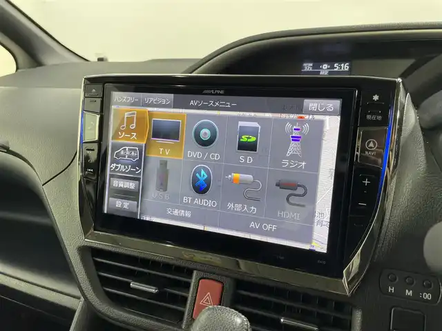 トヨタ ヴォクシー ZS 煌 大阪府 2015(平27)年 4.9万km ホワイトパールクリスタルシャイン ALPINEナビ(フルセグ/DVD再生/Bluetooth) バックカメラ ETC 両側パワースライドドア アイドリングストップ オートライト スマートキー Pスタート リアオートエアコン ドラレコ