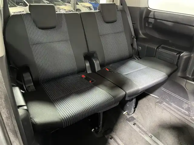 トヨタ ヴォクシー ZS 煌 大阪府 2015(平27)年 4.9万km ホワイトパールクリスタルシャイン ALPINEナビ(フルセグ/DVD再生/Bluetooth) バックカメラ ETC 両側パワースライドドア アイドリングストップ オートライト スマートキー Pスタート リアオートエアコン ドラレコ