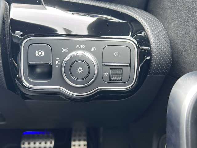 メルセデス・ベンツ ＣＬＡ２００ｄ Sブレーク AMGライン 岐阜県 2020(令2)年 2.1万km デジタルホワイト ワンオーナー/純正ナビ/フルセグTV/Blurtooth/USB/FM/AM/プッシュスタート/シートメモリー/シートヒーター/ビルトインETC2.0/レーダークルーズコントロール/バックカメラ/アラウンドビューモニター/ハーフレザーシート/前後ドライブレコーダー/パワーバックドア/パドルシフト/純正マット/横滑り防止装置/パークとロック/アクティブレーンキープ/アクティブステアリング/カメラ＆パーキング警告装置/道路標識アシスト/アテンションアシスト/ブラインドスポットアシスト/DYNAMICSELECT/冬タイヤ速度制限装置/シートベルト調節/キーアンサーバック/車速感応ドアロック/電動格納ミラー/アンビエントライト/オートライト/オートエアコン/ISOFIXシート