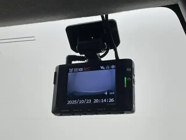 トヨタ ルーミー カスタムG 岡山県 2025(令7)年 0.3万km ブラックマイカメタリック 純正９型ディスプレイオーディオ/（CD/DVD/フルセグ/BT/Carplay/AndroidAuto/HDMI）/バックカメラ/両側電動スライドドア/レーダークルーズコントロール/ドライブレコーダー(前/後）/シートヒーター（前/後）/コーナーセンサー（前/後）/踏み間違い防止/衝突軽減ブレーキ/レーンキープアシスト/オートハイビーム/ＬＥＤヘッドライト/フォグランプ/禁煙車/スマートキー×2