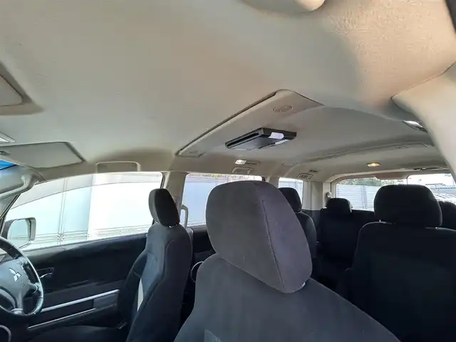 三菱 デリカＤ：５ D－Power package 岩手県 2014(平26)年 8万km ウォームホワイトパール ナビ バックC フリップダウン ETC 両側電動スライド Bluetooth フルセグ DVD再生 クルーズコントロール パドルシフト シートヒーター オートHIDライト フォグランプ オールテレーンタイヤ 16インチAW スマートキー