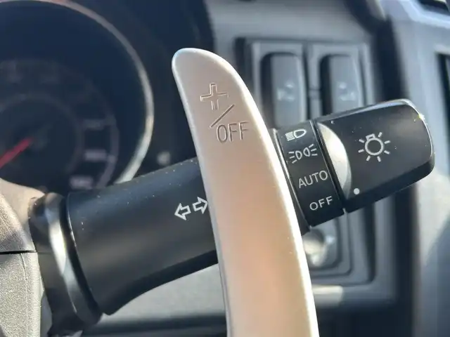 三菱 デリカＤ：５ D－Power package 岩手県 2014(平26)年 8万km ウォームホワイトパール ナビ バックC フリップダウン ETC 両側電動スライド Bluetooth フルセグ DVD再生 クルーズコントロール パドルシフト シートヒーター オートHIDライト フォグランプ オールテレーンタイヤ 16インチAW スマートキー