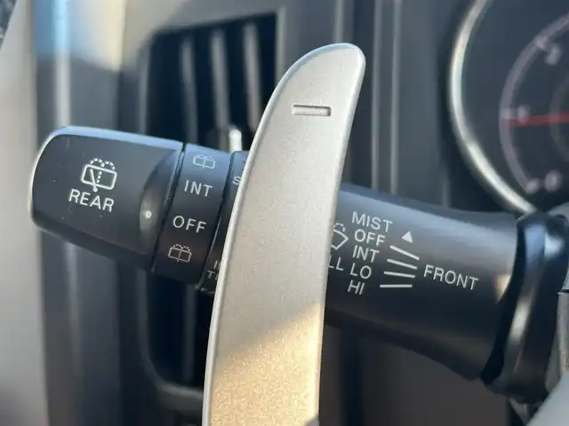 三菱 デリカＤ：５ D－Power package 岩手県 2014(平26)年 8万km ウォームホワイトパール ナビ バックC フリップダウン ETC 両側電動スライド Bluetooth フルセグ DVD再生 クルーズコントロール パドルシフト シートヒーター オートHIDライト フォグランプ オールテレーンタイヤ 16インチAW スマートキー