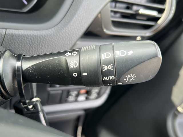 トヨタ エスクァイア Gi ブラックテーラード 愛媛県 2016(平28)年 5万km スパークリングブラックパールクリスタルシャイン 社外アルパインSDナビ/Bluetooth/CD/DVD/USB/フルセグ/SD/クルーズコントロール/バックカメラ/純正ドライブレコーダー前のみ/ETC/レザーシート/前席シートヒーター/両側パワースライドドア/アイドリングストップ/オートLEDヘッドライト/純正フロアマット/純正15インチAW/フォグランプ/保証書/取扱説明書