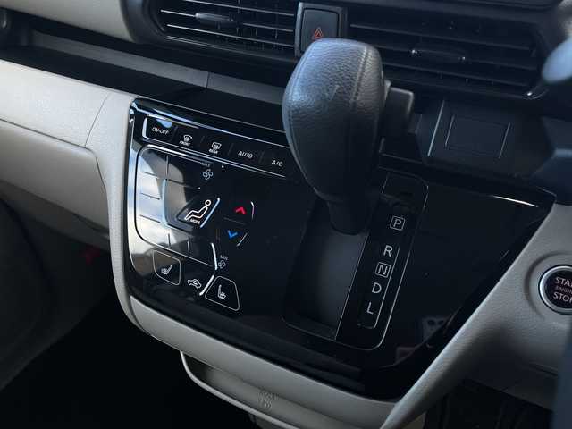 三菱 ｅＫスペース G 大阪府 2023(令5)年 0.9万km アメジストブラック 社外ナビ(AM・FM/Bluetooth/CD/ワンセグTV)/バックカメラ/片側パワースライドドア/ハンズフリーオートスライドドア/シートヒーター(運転席・助手席)/前ドライブレコーダー/ETC/コーナーセンサー/サーキュレーター/キーレスオペレーション/プッシュスタート/衝突被害軽減ブレーキシステム/車線逸脱警報システム/オートマチックハイビーム