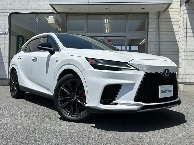 レクサス ＲＸ 350 Fスポーツ 埼玉県 2024(令6)年 1.4万km ホワイトノーヴァガラスフレーク 14インチタッチディスプレイオーディオ /ムーンルーフ/プリクラッシュセーフティシステム/ブラインドスポットモニター/3眼LEDヘッドライト/オレンジブレーキキャリパー/ドライブレコーダー/パワーシート/シートヒーター/エアーシート/ダウンヒルアシストコントロール/レーダークルーズコントロール/電動リアゲート/ETC2.0
