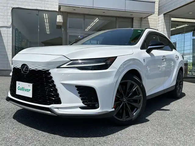 レクサス ＲＸ 350 Fスポーツ 埼玉県 2024(令6)年 1.4万km ホワイトノーヴァガラスフレーク 14インチタッチディスプレイオーディオ /ムーンルーフ/プリクラッシュセーフティシステム/ブラインドスポットモニター/3眼LEDヘッドライト/オレンジブレーキキャリパー/ドライブレコーダー/パワーシート/シートヒーター/エアーシート/ダウンヒルアシストコントロール/レーダークルーズコントロール/電動リアゲート/ETC2.0