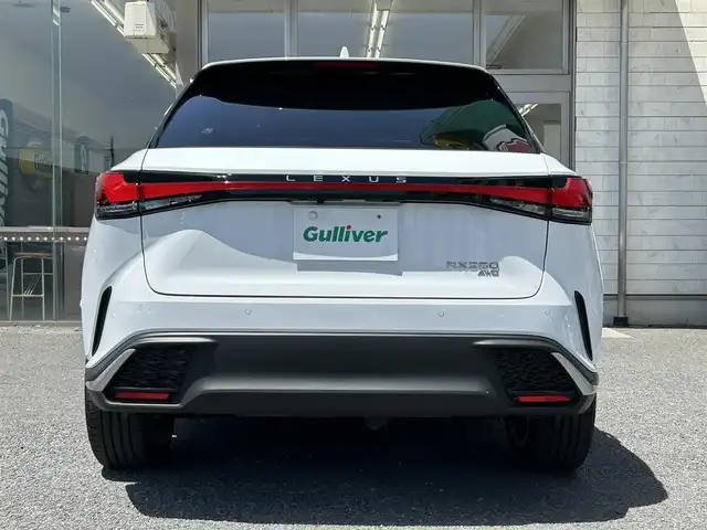 レクサス ＲＸ 350 Fスポーツ 埼玉県 2024(令6)年 1.4万km ホワイトノーヴァガラスフレーク 14インチタッチディスプレイオーディオ /ムーンルーフ/プリクラッシュセーフティシステム/ブラインドスポットモニター/3眼LEDヘッドライト/オレンジブレーキキャリパー/ドライブレコーダー/パワーシート/シートヒーター/エアーシート/ダウンヒルアシストコントロール/レーダークルーズコントロール/電動リアゲート/ETC2.0