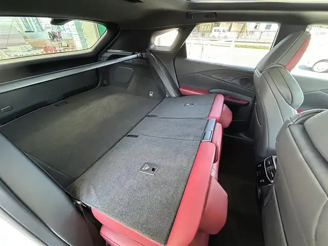 レクサス ＲＸ 350 Fスポーツ 埼玉県 2024(令6)年 1.4万km ホワイトノーヴァガラスフレーク 14インチタッチディスプレイオーディオ /ムーンルーフ/プリクラッシュセーフティシステム/ブラインドスポットモニター/3眼LEDヘッドライト/オレンジブレーキキャリパー/ドライブレコーダー/パワーシート/シートヒーター/エアーシート/ダウンヒルアシストコントロール/レーダークルーズコントロール/電動リアゲート/ETC2.0