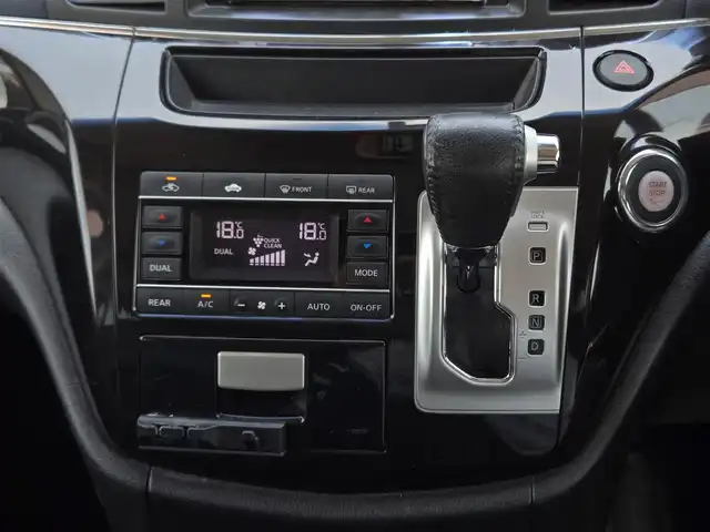 日産 エルグランド 250ハイウェイスター 鹿児島県 2011(平23)年 16.9万km オーロラモーヴ ＥＴＣ　/両側パワースライドドア　/前後ＡＬＰＩＮＥナビ　/後席フリップダウンモニター　/横滑り防止装置　/ハーフレザーシート　/バックカメラ　/純正アルミホイール（１８インチ）　/アイドリングストップ/プッシュスタート/スマートキー/エアバッグ(W+サイド)