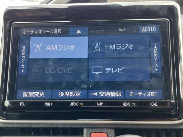 トヨタ ヴォクシー ZS 煌Ⅱ 東京都 2020(令2)年 2万km ホワイトパールクリスタルシャイン 純正9インチナビ/フリップダウンモニター/両側パワースライドドア/フルセグ/バックカメラ/ビルトインETC/ドライブレコーダー/衝突軽減ブレーキ/レーンキープアシスト/クルーズコントロール/コーナーセンサー/オートマチックハイビーム/LEDヘッドライト/スマートキー