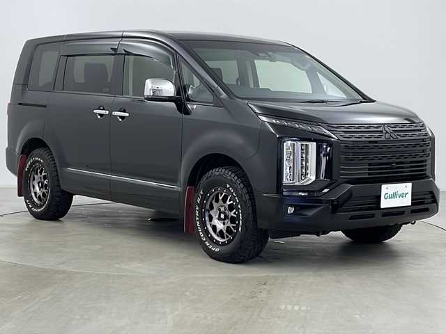 三菱 デリカＤ：５ P 道央・札幌 2022(令4)年 1.9万km ブラックダイヤモンド ・4WD/・ワンオーナー/・純正ナビ&フルセグ&CD&DVD&BT&SD/・全方位モニター/・衝突軽減ブレーキ/・両側パワースライドドア/・パワーバックドア/・レーダークルーズコントロール/・レーンキープアシスト/・純正エンジンスターター/・社外ドライブレコーダー/・社外AW付スタッドレス積込/・シートヒーター/・革巻きステアリング/・ステアリングヒーター/・パドルシフト/・オートマチックハイビーム/・オートライト/・LEDヘッドライト/・LEDフォグ/・オートステップ/・アイドリングストップ/・スマートキー/・スペアキー/・横滑り防止