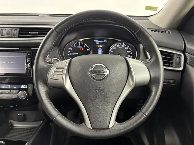 日産 エクストレイル 20X エマージェンシーブレーキ 埼玉県 2017(平29)年 6.4万km ダイヤモンドブラック 純正ナビ　MM336D-W/バックカメラ/前方ドライブレコーダー/ETC/車線逸脱警報/衝突軽減ブレーキ/クリアランスソナー/アイドリングストップ/ECOモード/前席シートヒーター/4WD/ダウンヒルアシストコントロール/プッシュスタート/ウィンカーミラー/フロントフォグランプ/純正ドアバイザー/純正フロアマット/純正17インチアルミホイール