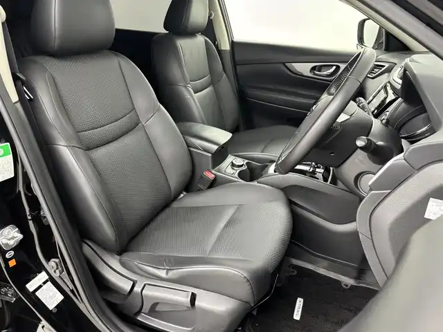 日産 エクストレイル 20X エマージェンシーブレーキ 埼玉県 2017(平29)年 6.4万km ダイヤモンドブラック 純正ナビ　MM336D-W/バックカメラ/前方ドライブレコーダー/ETC/車線逸脱警報/衝突軽減ブレーキ/クリアランスソナー/アイドリングストップ/ECOモード/前席シートヒーター/4WD/ダウンヒルアシストコントロール/プッシュスタート/ウィンカーミラー/フロントフォグランプ/純正ドアバイザー/純正フロアマット/純正17インチアルミホイール