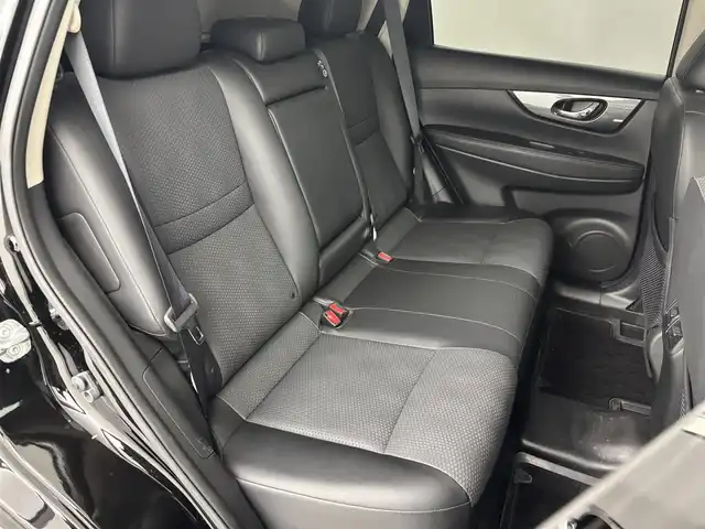 日産 エクストレイル 20X エマージェンシーブレーキ 埼玉県 2017(平29)年 6.4万km ダイヤモンドブラック 純正ナビ　MM336D-W/バックカメラ/前方ドライブレコーダー/ETC/車線逸脱警報/衝突軽減ブレーキ/クリアランスソナー/アイドリングストップ/ECOモード/前席シートヒーター/4WD/ダウンヒルアシストコントロール/プッシュスタート/ウィンカーミラー/フロントフォグランプ/純正ドアバイザー/純正フロアマット/純正17インチアルミホイール