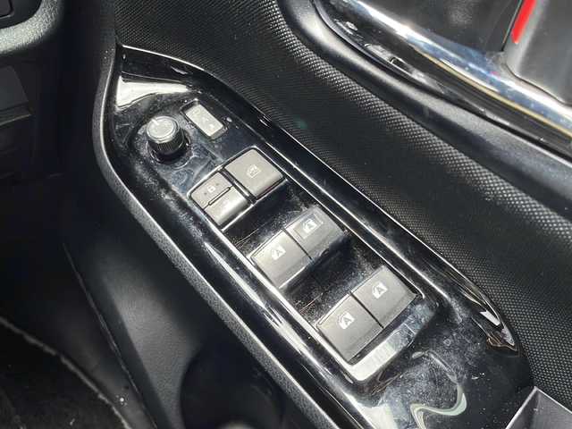 トヨタ ヴォクシー ZS 煌Ⅱ 沖縄県 2019(平31)年 7.7万km ブラッキッシュアゲハガラスフレーク 純正ナビ・TV・Bluetooth・CD・DVD/両側パワースライドドア/バックカメラ/ETC/ドライブレコーダー/コーナーセンサー/オートライト/衝突軽減システム/純正アルミ/フォグランプ/革巻きステアリング/ステアリングスイッチ