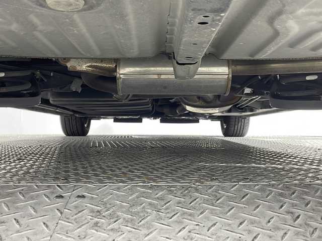 トヨタ ヴォクシー ZS 煌Ⅱ 沖縄県 2017(平29)年 7.6万km ブラック 県外仕入　/禁煙車　/７人乗り　/アルパイン１１インチナビ　/　フルセグ　Ｂｌｕｅｔｏｏｔｈ　DVD再生　CD/フリップダウンモニター　/両側パワースライドドア　/プリクラッシュセーフティ　/オートマチックハイビーム/車線逸脱警報　/バックカメラ　