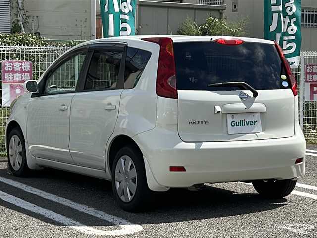 日産 ノート 15X 兵庫県 2009(平21)年 5.6万km ホワイトパール 登録時走行距離56043km/純正HDDナビ/CD/DVD/フルセグTV/バックカメラ/電動格納ミラー/純正フロアマット/ドアバイザー/インテリジェントキー
