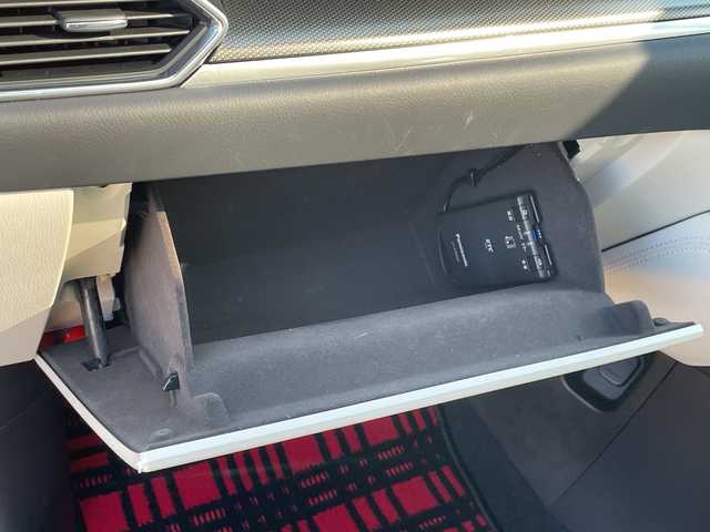 マツダ ＣＸ－８ XD エクスクルーシブモード 宮崎県 2021(令3)年 0.6万km プラチナクォーツメタリック ４WD　純正ナビ　フルセグTV　サンルーフ　全方位カメラ　BOSEサウンド　ホワイトレザー　HUD　BSM　社外20インチアルミ　コーナーセンサー　シートヒーター　LEDヘッドライト　ETC