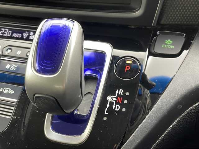 ホンダ フリード＋ ハイブリット G ホンダセンシング 茨城県 2017(平29)年 15.6万km ブルーホライゾンM 純正ナビ/ワンセグTV/バックカメラ/追従クルーズコントロール/ドライブレコーダー/両側パワースライドドア/横滑り防止装置/レーンアシスト/LEDヘッドライト/衝突軽減ブレーキ