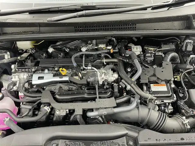 トヨタ プリウス G 岡山県 2025(令7)年 1万km グレー カラーコード：1M2/純正ディスプレイオーディオ/地デジ/Bluetooth/AppleCarPlay/バックカメラ/ブラインドスポットモニター/AC100V/シートヒーター/セーフティセンス /・プリクラッシュセーフティ/・レーンキープアシスト/・オートハイビーム/レーダークルーズコントロール/LEDヘッドライト/コーナーセンサー /オートライト/プッシュスタート /スマートキー