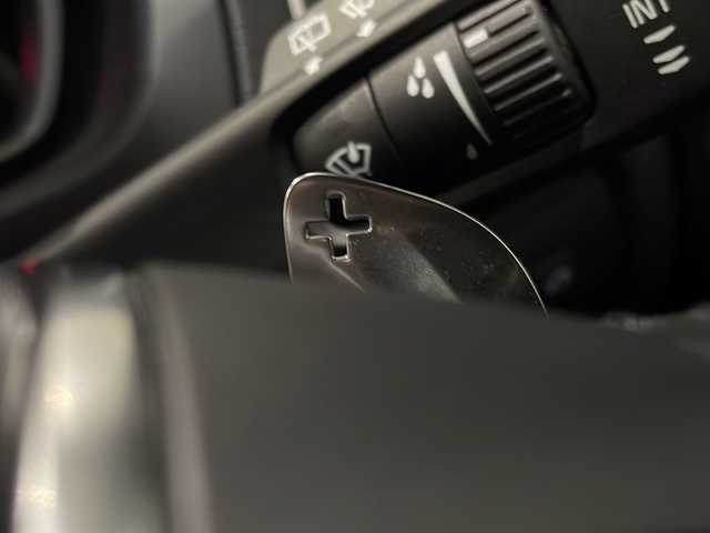 ボルボ Ｖ４０ D4 モメンタム 新潟県 2018(平30)年 5万km オニキスブラックP 衝突警告/ブラインドスポット・インフォメーション・システム/アダプティブ・クルーズ・コントロール/レーン・キーピング・エイド/ブレーキアシスト/アクティブ・ハイビーム/リアビューカメラ/スポーツモード付ESC/HDDナビゲーションシステム/・CD/DVD/TV/BT/ETC/パワーシート/シートヒーター/LEDヘッドライト/パドルシフト