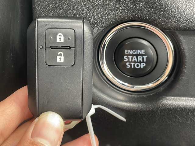 スズキ ジムニー XL 広島県 2020(令2)年 3.8万km ミディアムグレー 禁煙車/衝突軽減/車線逸脱警報/ディスプレイオーディオ（PHV-9300DVSZS）/・CD/DVD/Bluetooht/バックカメラ/オートライト/ヘッドライトレベライザー/フォグランプ/純正ドアバイザー/ETC/社外１６インチホイール/W+サイド+カーテンエアバック