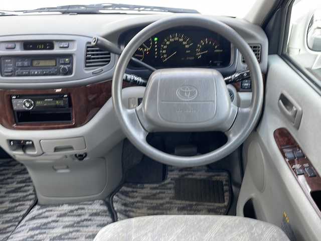 トヨタ ハイエース レジアス 長野県 1998(平10)年 6.5万km ホワイトパールマイカ/シルバーM ・社外オーディオ/CD/・ツインサンルーフ/・ETC/・オートライト/・フォグライト/・リモコンキー/・純正15インチアルミホイール/・電動格納ミラー/・フロアマット