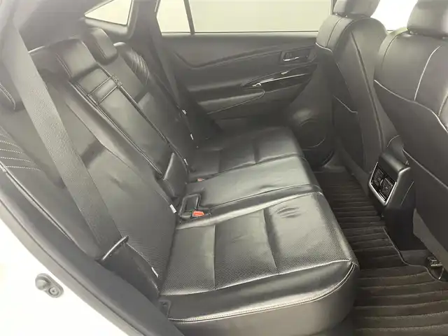 トヨタ ハリアー プレミアム メタル&レザーP 福岡県 2019(平31)年 4.6万km ホワイトパールクリスタルシャイン 純正ナビ／フルセグＴＶ　/バックカメラ　/ＪＢＬプレミアムサウンド　/ＥＴＣ　/レーダークルコン　/コーナーセンサー　/衝突被害軽減ブレーキ　/レーンキープ　/シートベンチレーション／ヒーター　/シートメモリー付きパワーシート　/パワーバックドア　/純正アルミホイール　/ＬＥＤヘッドライト