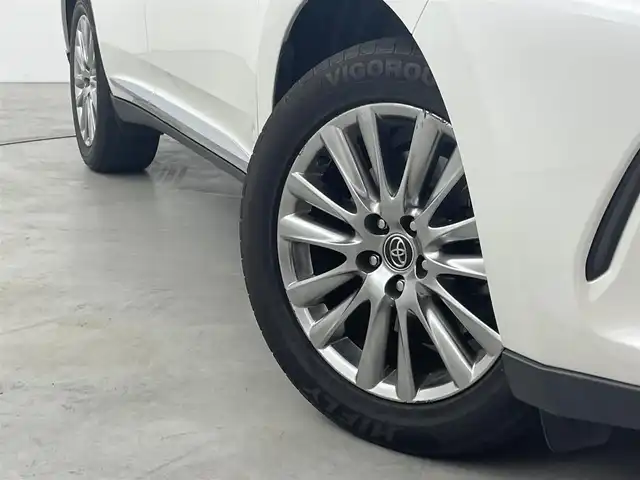 トヨタ ハリアー プレミアム メタル&レザーP 福岡県 2019(平31)年 4.6万km ホワイトパールクリスタルシャイン 純正ナビ／フルセグＴＶ　/バックカメラ　/ＪＢＬプレミアムサウンド　/ＥＴＣ　/レーダークルコン　/コーナーセンサー　/衝突被害軽減ブレーキ　/レーンキープ　/シートベンチレーション／ヒーター　/シートメモリー付きパワーシート　/パワーバックドア　/純正アルミホイール　/ＬＥＤヘッドライト