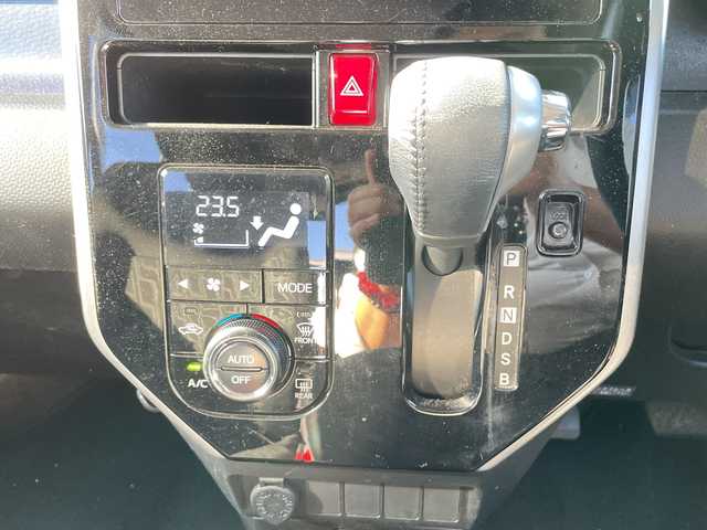 トヨタ タンク カスタムG S 神奈川県 2017(平29)年 1.8万km ブラックマイカメタリック ワンオーナー/社外ナビ（CD/ワンセグTV/AM/FM）/両側パワースライドドア/スマートアシストII/横滑り防止装置/クルーズコントロール/オートライト/フォグランプ/LEDヘッドライト/アイドリングストップ/ETC/スマートキー　2本/プッシュスタート/社外フロアマット/社外ドアバイザー/保証書/取扱説明書