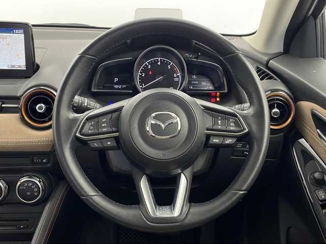 マツダ デミオ XDテーラードブラウン 栃木県 2017(平29)年 5万km スノーフレイクホワイトパールマイカ 純正ナビ/　フルセグ/CD/DVD/USB/AUX/BT/バックカメラ/ヘッドアップディスプレイ/前席シートヒーター/ステリングスイッチ/衝突被害軽減ブレーキ/クルーズコントロール/レーンキープアシスト/ブラインドスポットモニター/コーナーセンサー/アイドリングストップ/ETC/LEDオートライト/LEDフォグランプ/取扱説明書