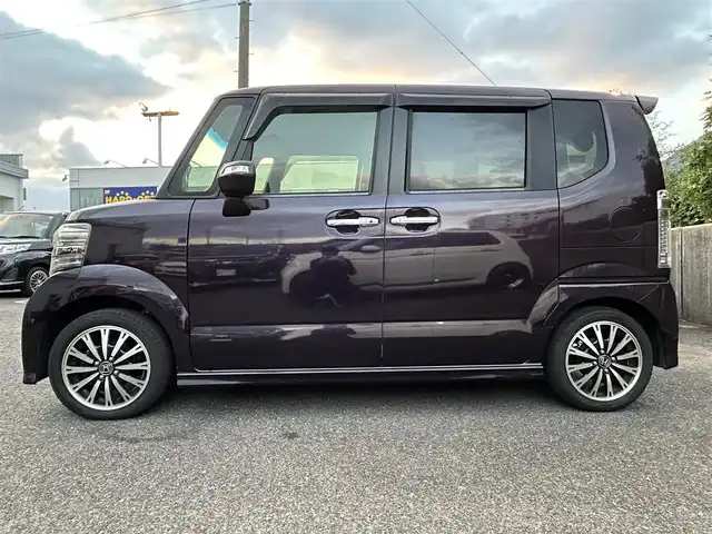 ホンダ Ｎ ＢＯＸ カスタム G ターボ Lパッケージ 長崎県 2016(平28)年 8.5万km トワイライトミストブラックパール 社外SDナビ(FM/AM/BT/フルセグTV)/ターボ/プッシュスタート/ビルトインETC/バックカメラ/両側パワースライドドア/パドルシフト/アイドリングストップ/ステアリングスイッチ/ハーフレザーシート/純正フロアマット/純正アルミホイール/オートライト/ABS/TCS/VSA/イモビライザー/スマートキー/電動格納ミラー