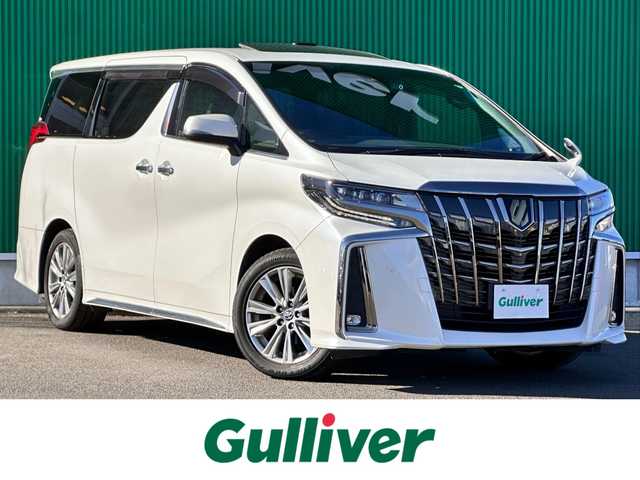 トヨタ アルファード S タイプゴールド 宮城県 2021(令3)年 5.2万km ホワイトパールクリスタルシャイン ツインムーンルーフ/デジタルインナーミラー/＝＝＝/セーフティセンス/・プリクラッシュセーフティ/・レーントレーシングアシスト/・アダプティブハイビームシステム/・全車速追従機能付レーダークルーズコントロール/・ロードサインアシスト/ブラインドスポットモニター/パーキングサポートブレーキ（後方接近車両/前後方静止物）/純正12インチフリップダウンモニター/9インチディスプレイオーディオ/・ナビ機能付/・CD/DVDデッキ/・Bluetooth/バックカメラ/ビルトインETC2.0/ドライブレコーダー/AC100V/100Wアクセサリーコンセント/パワーバックドア/両側パワースライドドア/ハーフレザーシート/ウッドコンビステアリング/ステアリングスイッチ/電動パーキングブレーキ/ブレーキホールド/3眼LEDヘッドランプ/フォグランプ/オートライト/スマートキー＆プッシュスタート/電動格納ミラー/純正18インチAW/フロアマット/ドアバイザー/W/サイド/カーテンエアバッグ