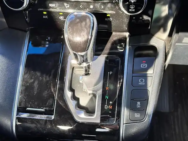 トヨタ アルファード S タイプゴールド 宮城県 2021(令3)年 5.2万km ホワイトパールクリスタルシャイン ツインムーンルーフ/デジタルインナーミラー/＝＝＝/セーフティセンス/・プリクラッシュセーフティ/・レーントレーシングアシスト/・アダプティブハイビームシステム/・全車速追従機能付レーダークルーズコントロール/・ロードサインアシスト/ブラインドスポットモニター/パーキングサポートブレーキ（後方接近車両/前後方静止物）/純正12インチフリップダウンモニター/9インチディスプレイオーディオ/・ナビ機能付/・CD/DVDデッキ/・Bluetooth/バックカメラ/ビルトインETC2.0/ドライブレコーダー/AC100V/100Wアクセサリーコンセント/パワーバックドア/両側パワースライドドア/ハーフレザーシート/ウッドコンビステアリング/ステアリングスイッチ/電動パーキングブレーキ/ブレーキホールド/3眼LEDヘッドランプ/フォグランプ/オートライト/スマートキー＆プッシュスタート/電動格納ミラー/純正18インチAW/フロアマット/ドアバイザー/W/サイド/カーテンエアバッグ