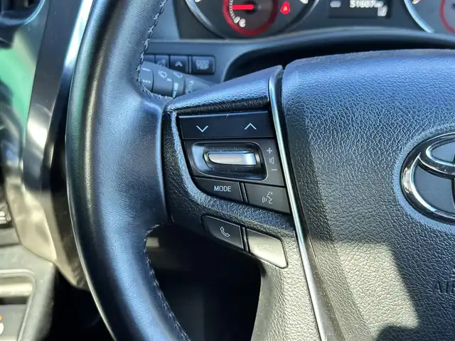 トヨタ アルファード S タイプゴールド 宮城県 2021(令3)年 5.2万km ホワイトパールクリスタルシャイン ツインムーンルーフ/デジタルインナーミラー/＝＝＝/セーフティセンス/・プリクラッシュセーフティ/・レーントレーシングアシスト/・アダプティブハイビームシステム/・全車速追従機能付レーダークルーズコントロール/・ロードサインアシスト/ブラインドスポットモニター/パーキングサポートブレーキ（後方接近車両/前後方静止物）/純正12インチフリップダウンモニター/9インチディスプレイオーディオ/・ナビ機能付/・CD/DVDデッキ/・Bluetooth/バックカメラ/ビルトインETC2.0/ドライブレコーダー/AC100V/100Wアクセサリーコンセント/パワーバックドア/両側パワースライドドア/ハーフレザーシート/ウッドコンビステアリング/ステアリングスイッチ/電動パーキングブレーキ/ブレーキホールド/3眼LEDヘッドランプ/フォグランプ/オートライト/スマートキー＆プッシュスタート/電動格納ミラー/純正18インチAW/フロアマット/ドアバイザー/W/サイド/カーテンエアバッグ