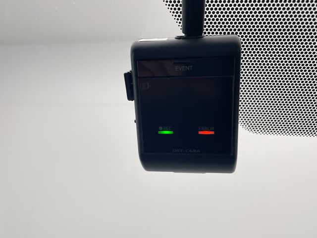 トヨタ ヴォクシー ZS 煌Ⅱ 宮崎県 2019(令1)年 2.6万km ホワイトパールクリスタルシャイン Toyota Safety Sense/〇プリクラシュセーフティ/〇レーンディパーチャーアラート/〇パーキングサポートブレーキ/〇クリアランスソナー/〇オートマチックハイビーム/〇先行車発進告知/純正7インチナビ/フルセグTV/CD/DVD/Bluetooth/両側パワースライドドア/クルーズコントロール/純正ドライブレコーダー/ステアリングリモコン/ビルトインETC/純正16インチAW/スマートキー/アイドリングストップ/純正フロアマット