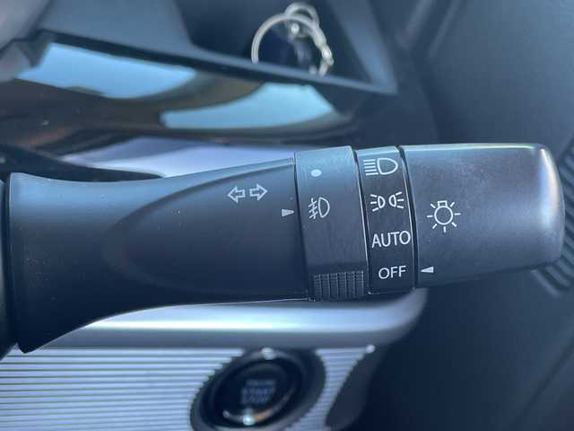 スズキ スペーシア カスタム HYBRID XS ターボ 茨城県 2019(平31)年 2.5万km ピュアホワイトP 純正ナビ　/-BT/TV/AM/衝突軽減システム　/両側パワースライドドア　/全方位カメラ　/ＥＴＣ２．０　/クルーズコントロール　/ＬＥＤヘッドライト　/パドルシフト　/シートヒーター　/ドライブレコーダー　/アイドリングストップ