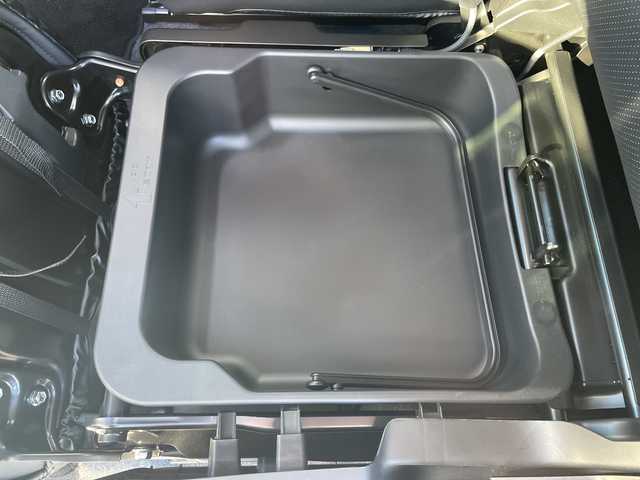 スズキ スペーシア カスタム HYBRID XS ターボ 茨城県 2019(平31)年 2.5万km ピュアホワイトP 純正ナビ　/-BT/TV/AM/衝突軽減システム　/両側パワースライドドア　/全方位カメラ　/ＥＴＣ２．０　/クルーズコントロール　/ＬＥＤヘッドライト　/パドルシフト　/シートヒーター　/ドライブレコーダー　/アイドリングストップ