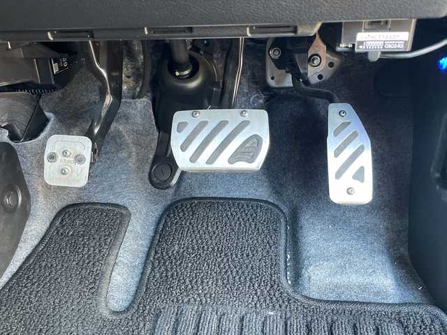 スズキ スペーシア カスタム HYBRID XS ターボ 茨城県 2019(平31)年 2.5万km ピュアホワイトP 純正ナビ　/-BT/TV/AM/衝突軽減システム　/両側パワースライドドア　/全方位カメラ　/ＥＴＣ２．０　/クルーズコントロール　/ＬＥＤヘッドライト　/パドルシフト　/シートヒーター　/ドライブレコーダー　/アイドリングストップ